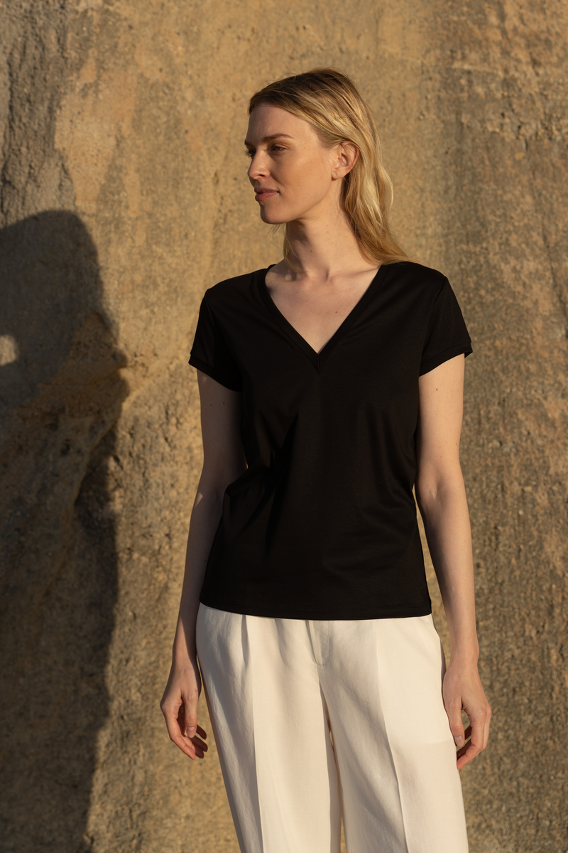 Fluid Cotton-Tencel-Silk T-Shirt — Black